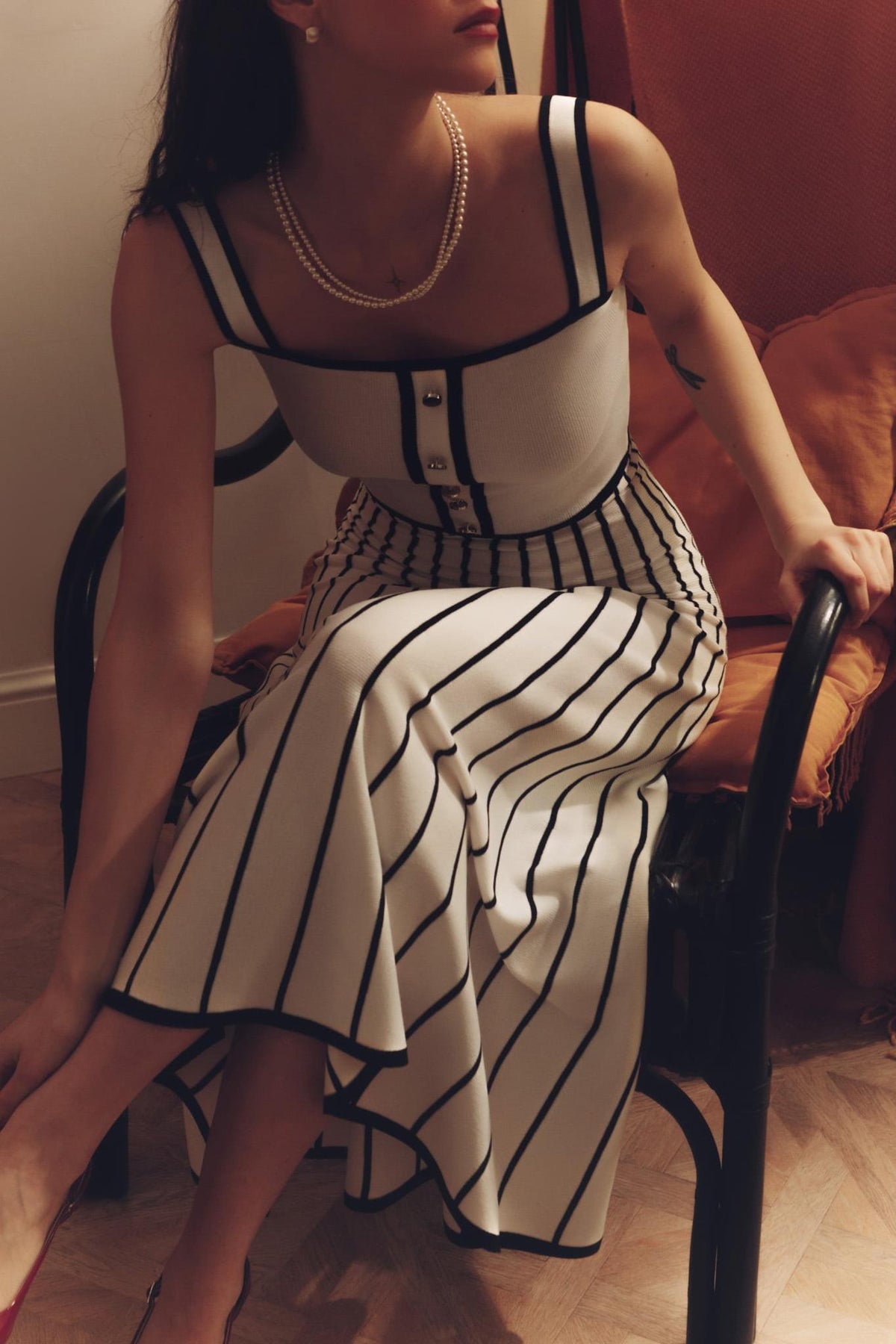 Square Neck Sleeveless Rib Knit Contrast Piping Tiered Midi Dress 9