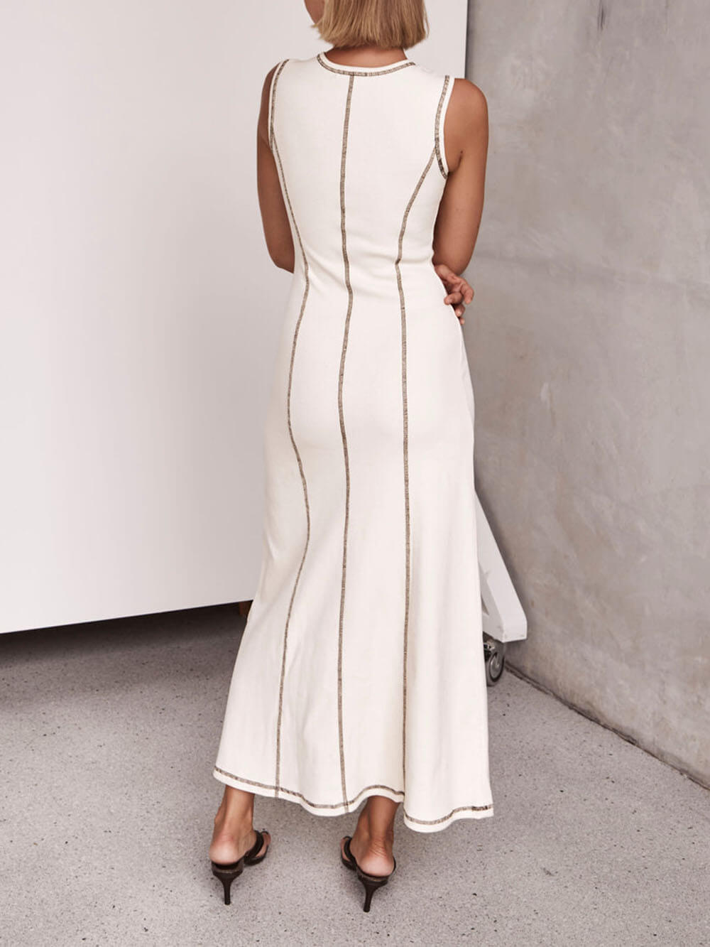 Contrast Topstitch Panel Sleeveless Column Maxi Dress 5
