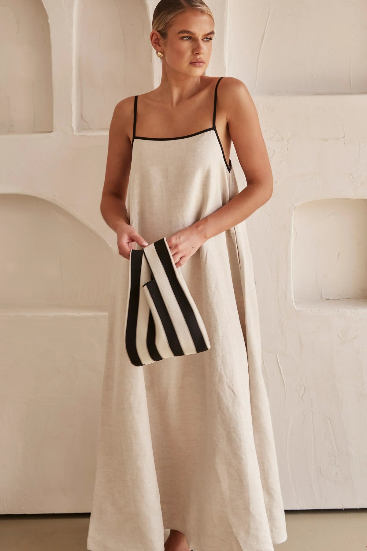 Square Neck Thin Strap Contrast Piping Linen A-Line Maxi Dress 4