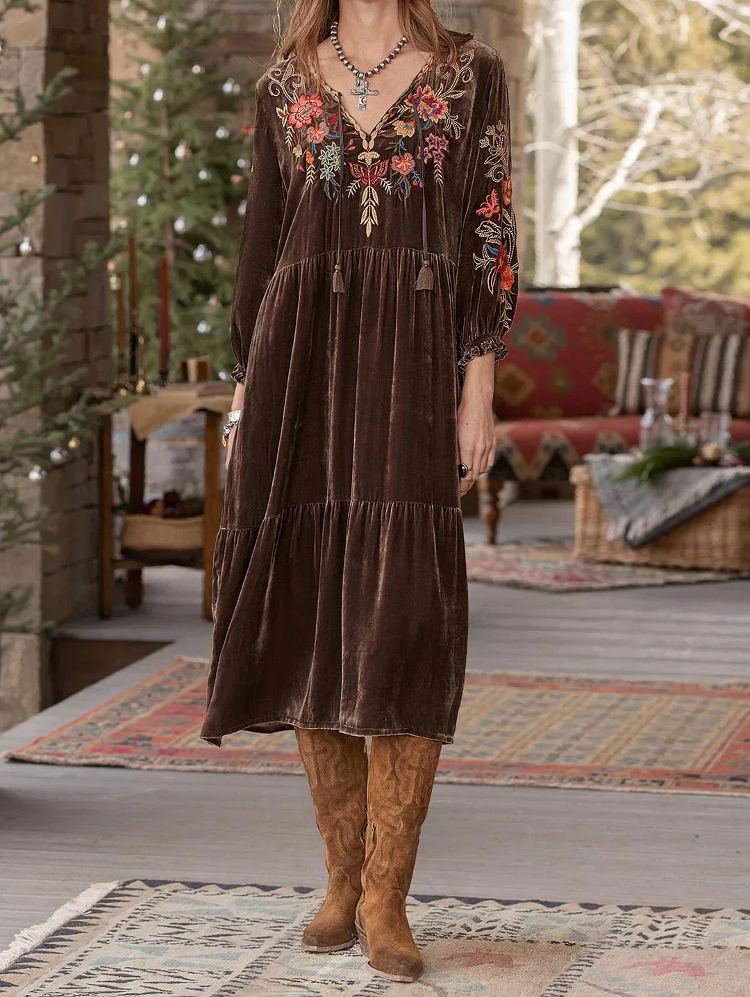 V Neck Tassel Tie Balloon Sleeve Embroidered Velvet Midi Dress 2