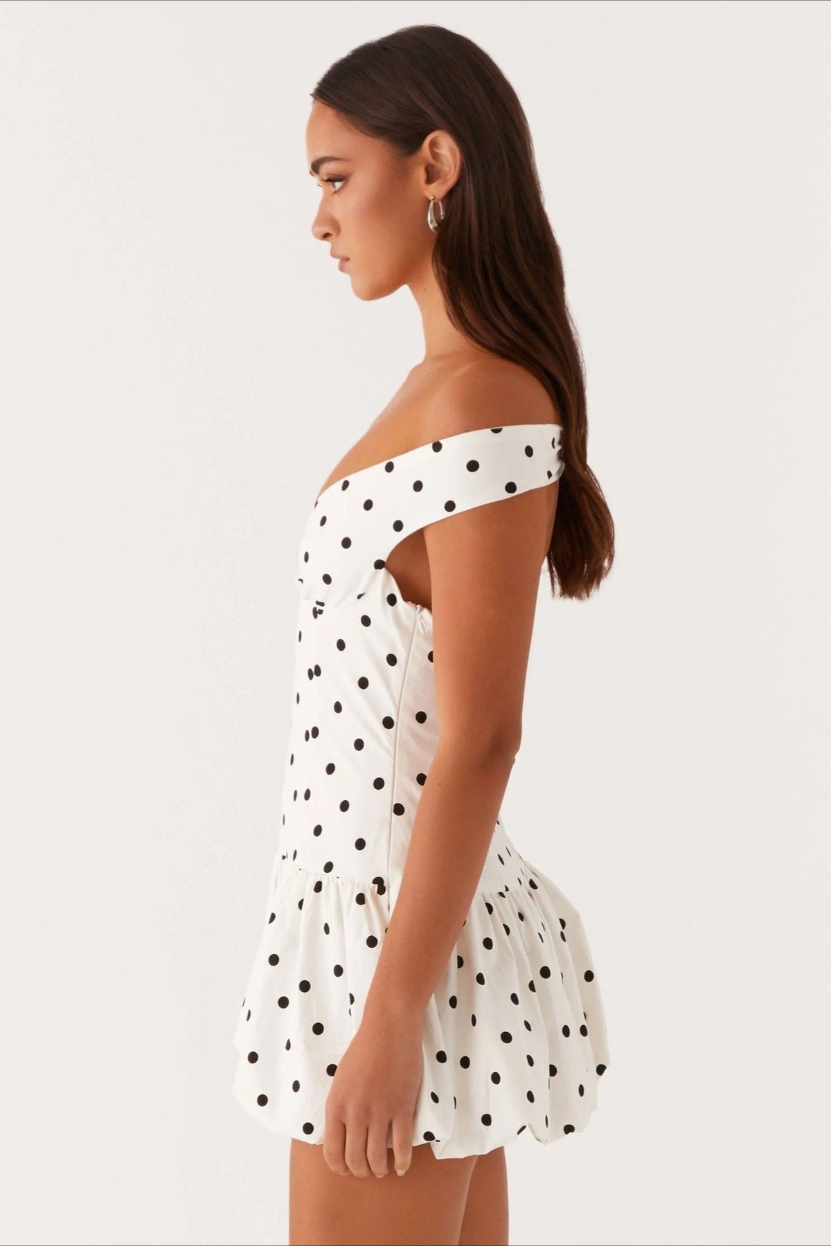 Polka Dot Off Shoulder Sweetheart Ruffle Hem Fit and Flare Mini Dress 3