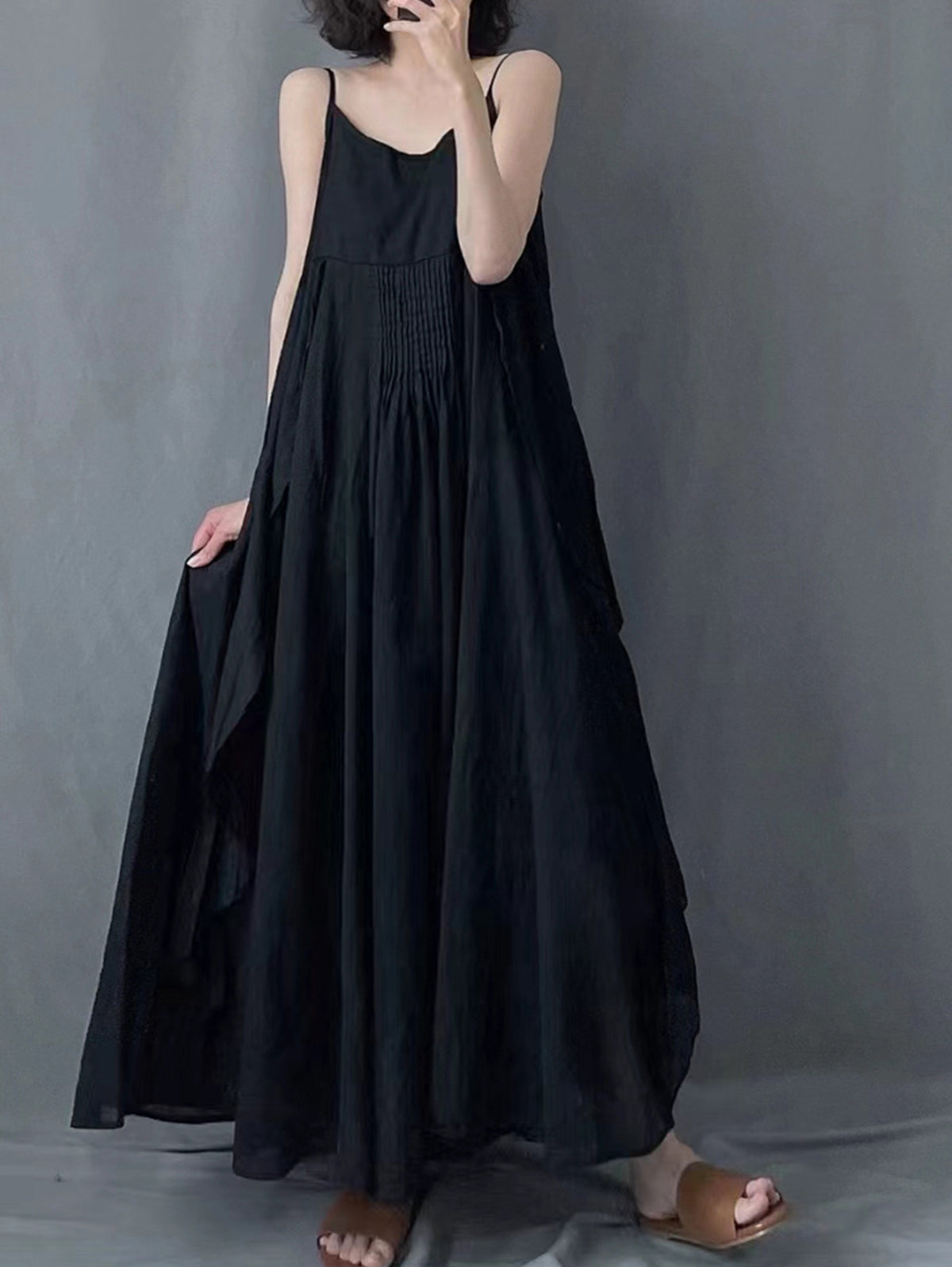 Spaghetti Strap Pintuck Pleated Tent Maxi Dress 3