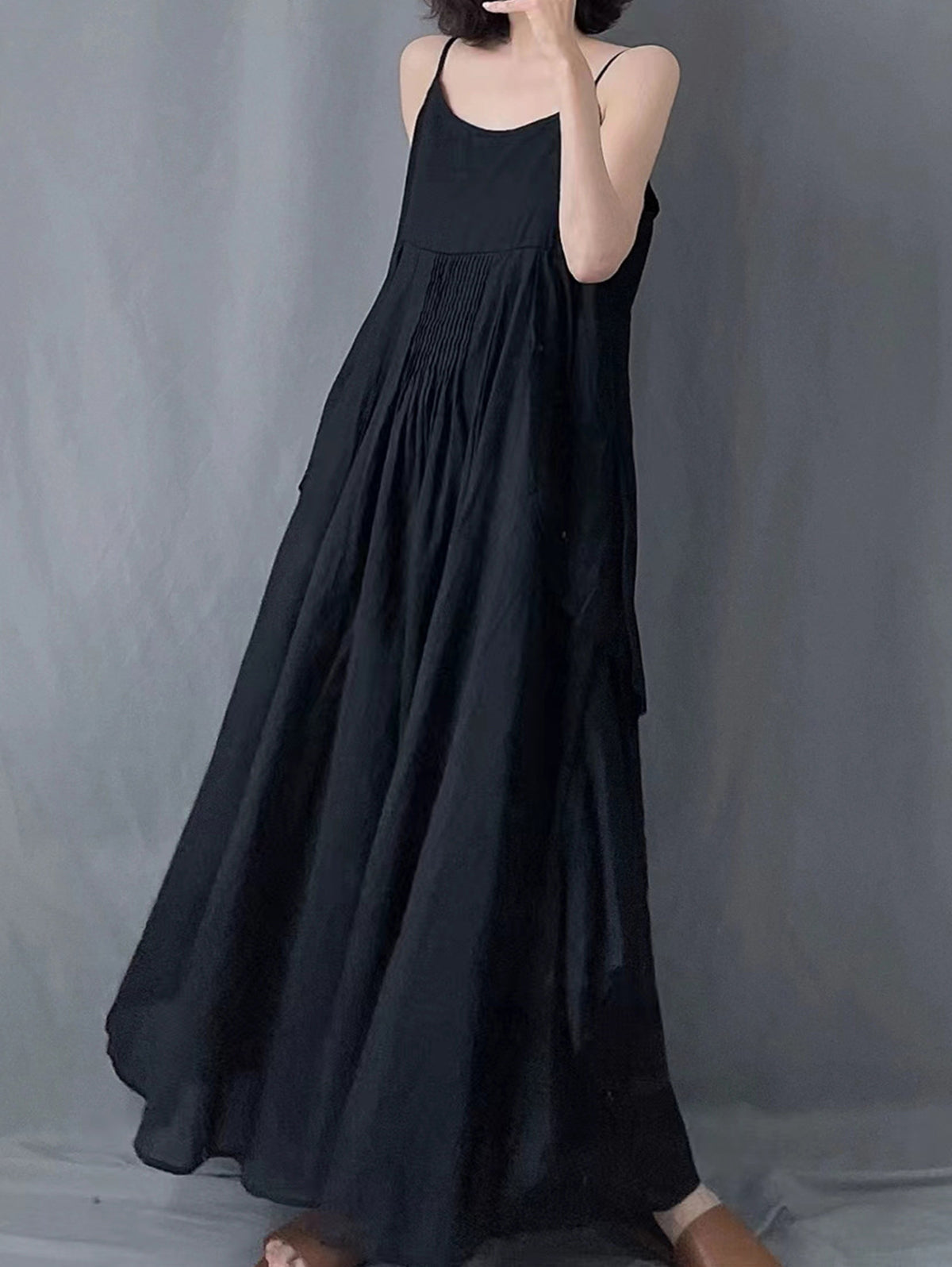 Spaghetti Strap Pintuck Pleated Tent Maxi Dress 4