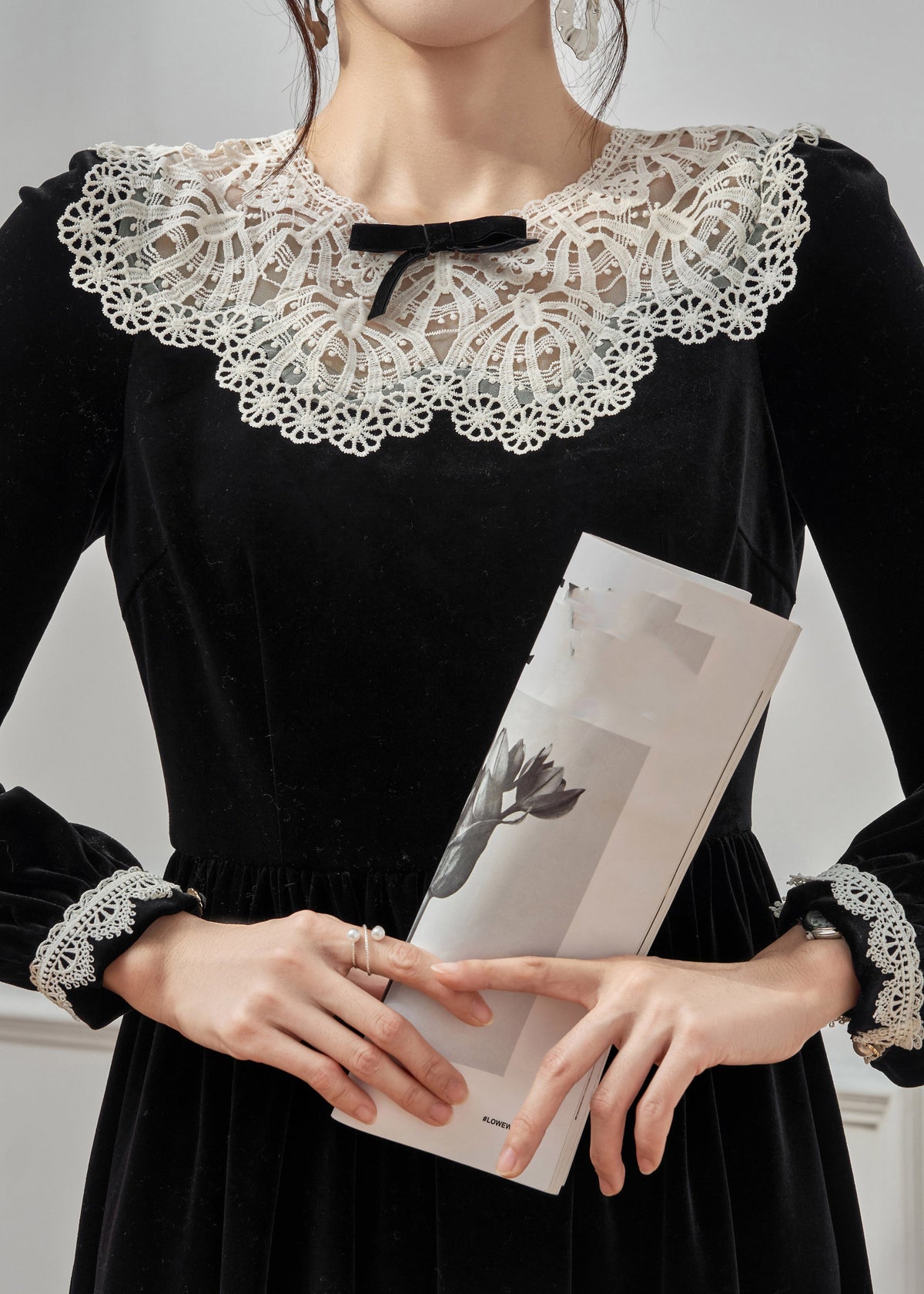 Round Neck Oversized Lace Collar Bow Detail Gathered Waist Velvet Maxi Dress 4