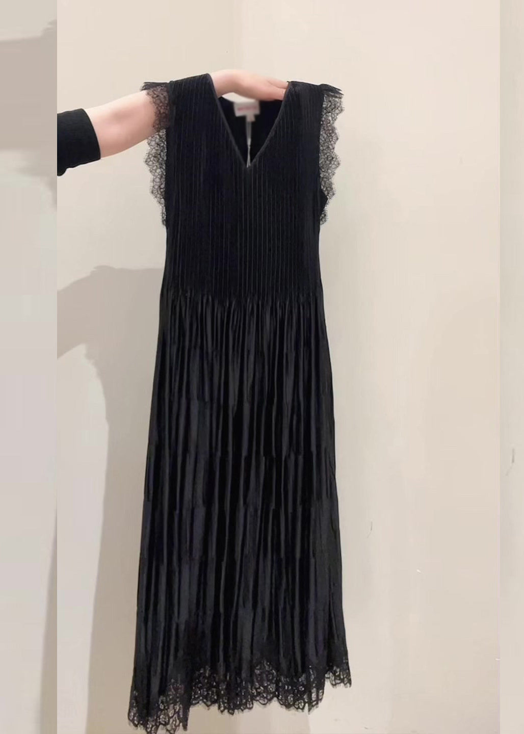 V Neck Lace Cap Sleeve Plisse Pleat A Line Midi Dress 2