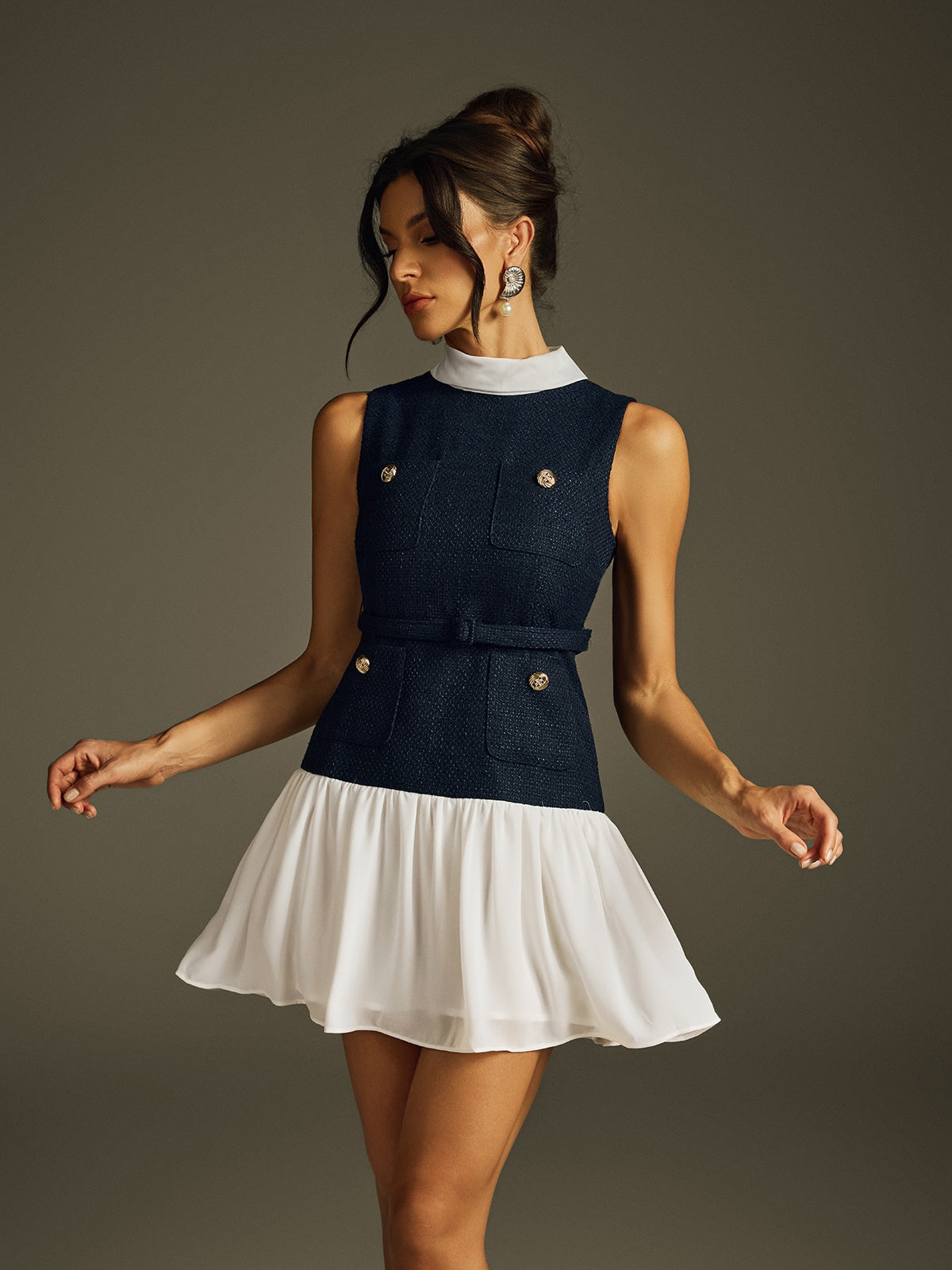 Sleeveless Mock Neck Contrast Vest Pleated Skirt Mini Dress 2