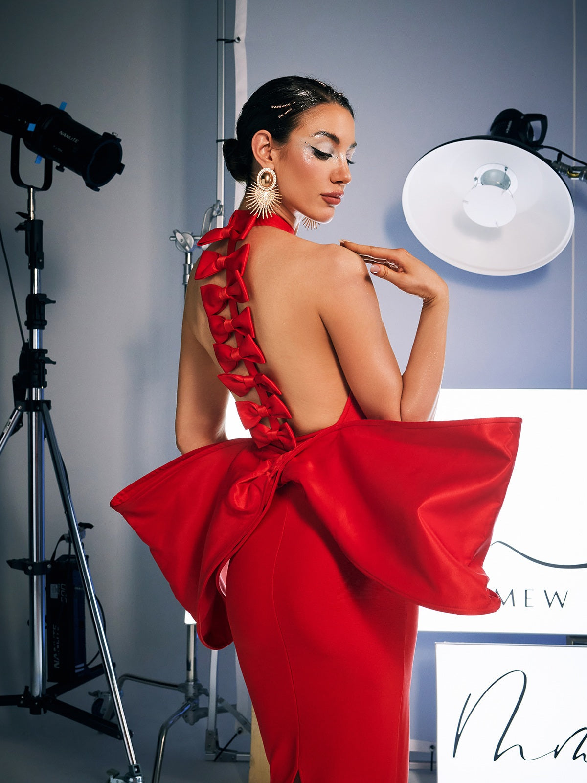 Strapless Sweetheart Bow Detail High Slit Bandage Midi Dress