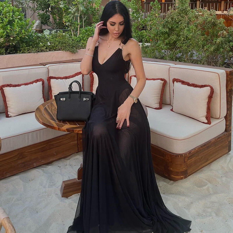 Ring Strap Deep V Neck Pleated Backless Maxi Dress 4