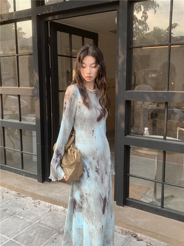 Bell Sleeve Crew Neck Abstract Tie-Dye Plisse Maxi Dress 4