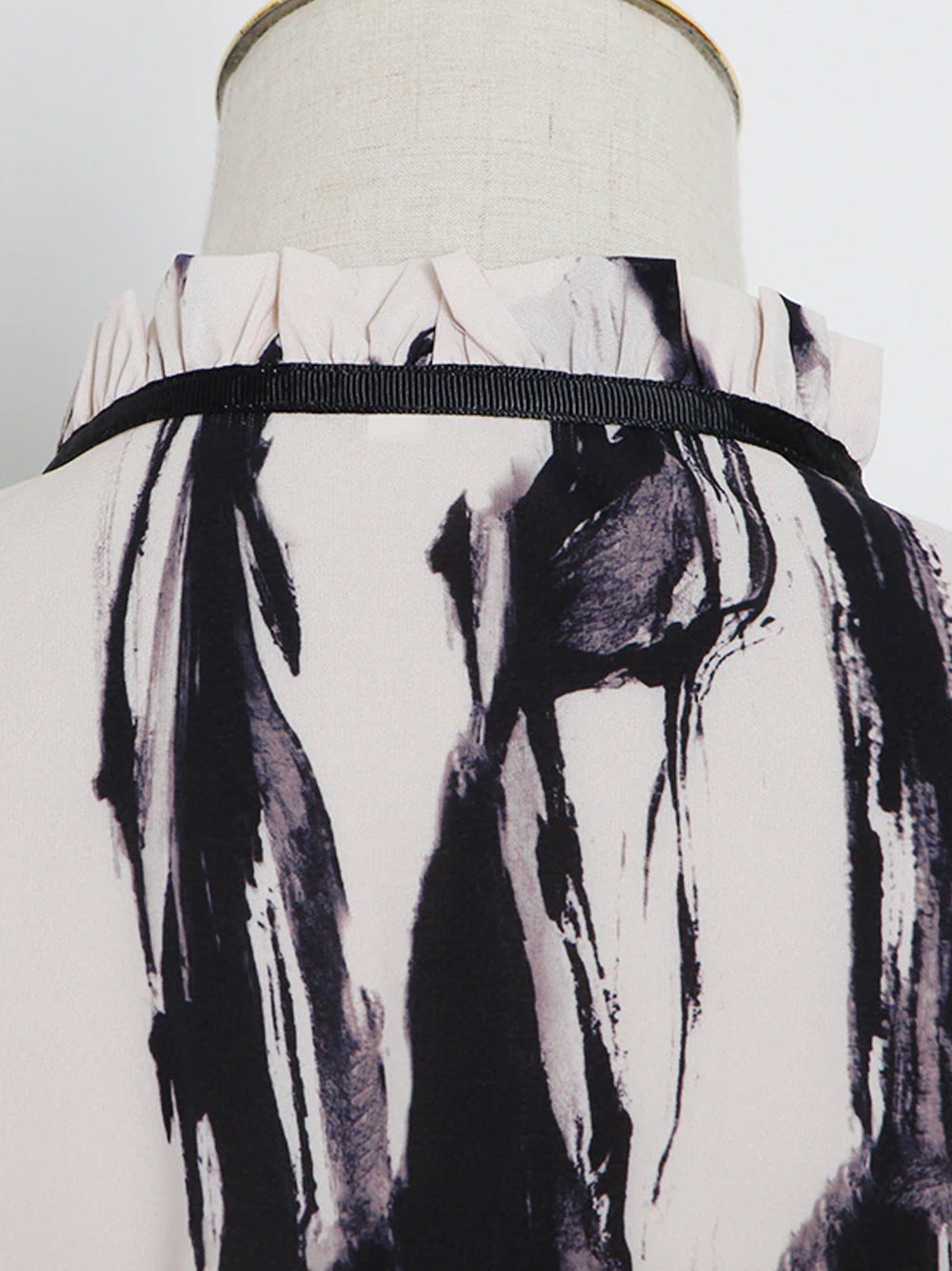 Ruffle Collar Long Sleeve Brushstroke Print Tiered Midi Dress 11
