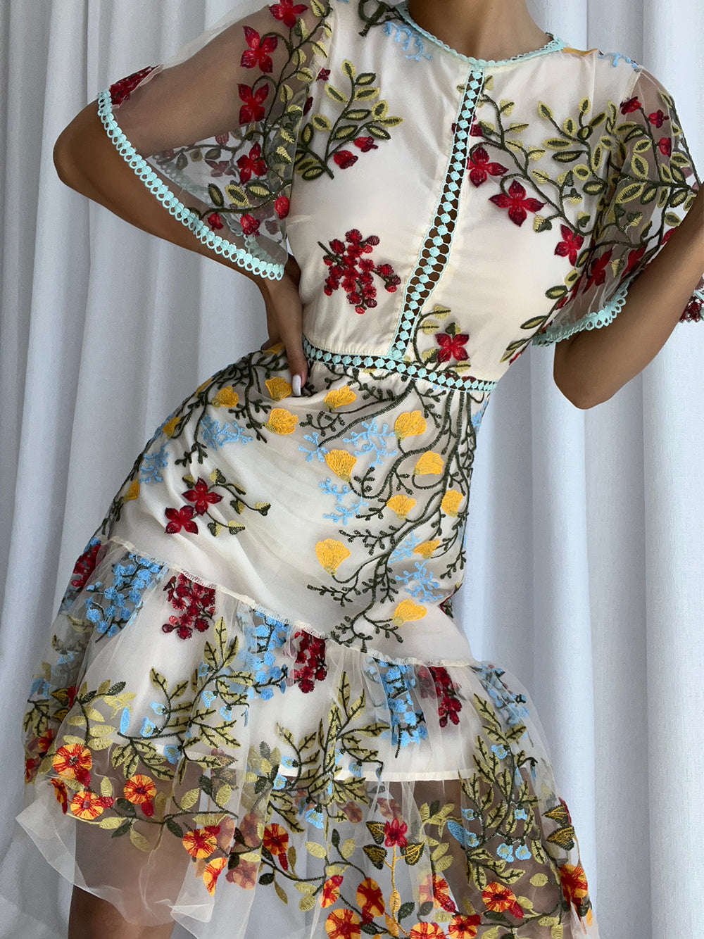 Round Neck Crochet Trim Floral Embroidered Mesh High Slit Midi Dress 10