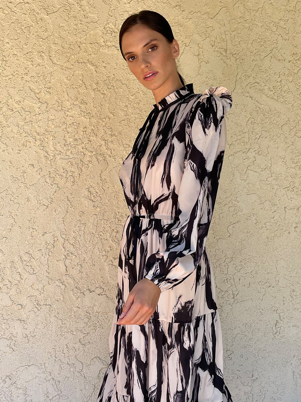 Ruffle Collar Long Sleeve Brushstroke Print Tiered Midi Dress 6