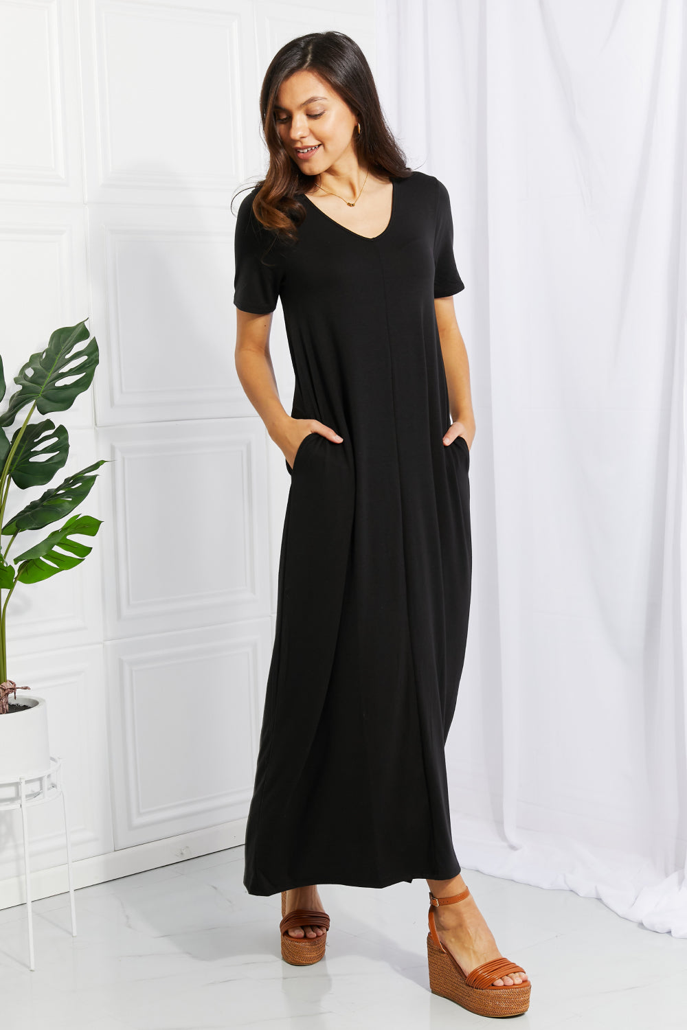 V Neck Short Sleeve Side Pocket Maxi Dress 5