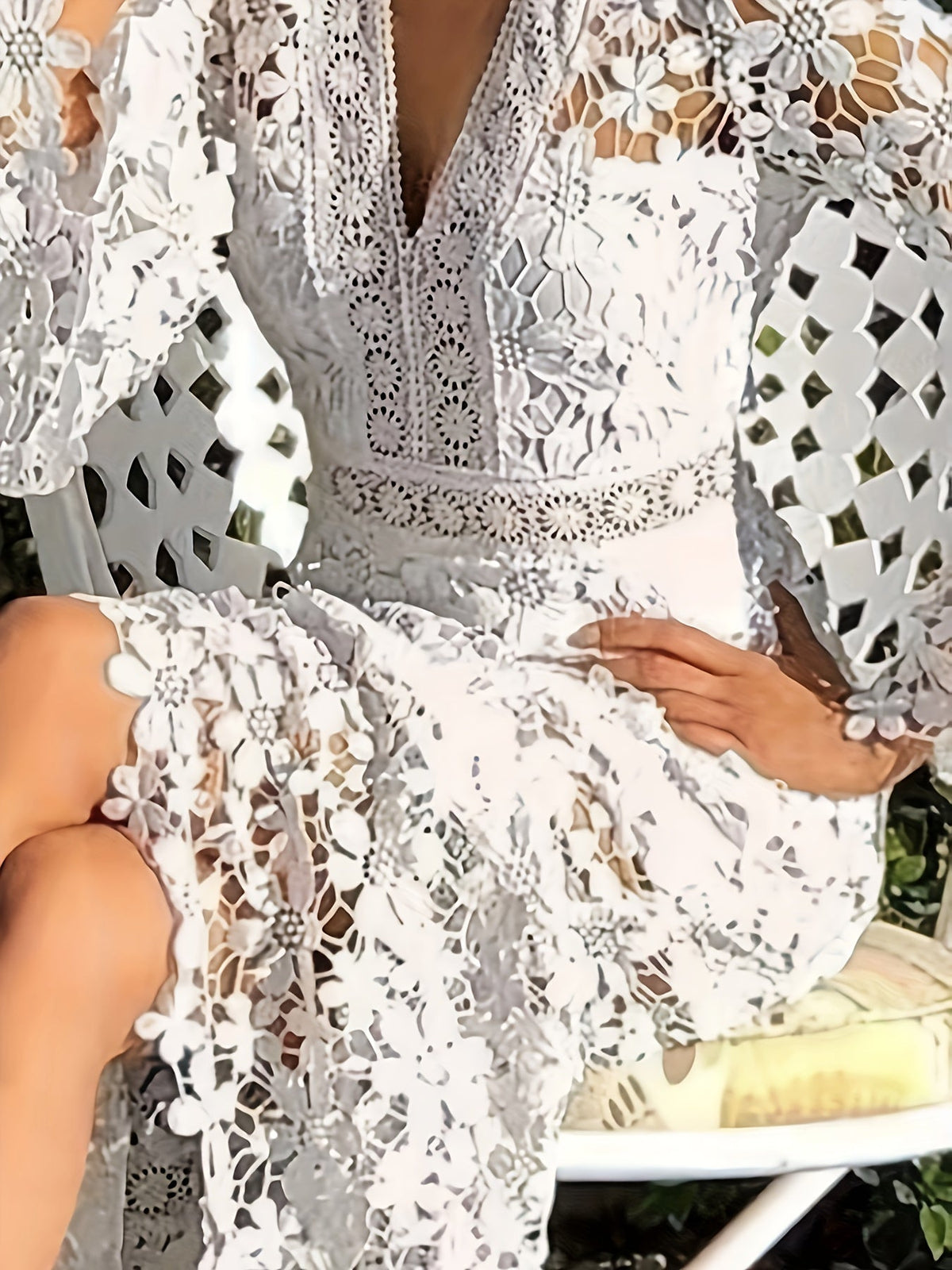 Floral Lace Bell Sleeve Scalloped Hem Mermaid Maxi Dress 2