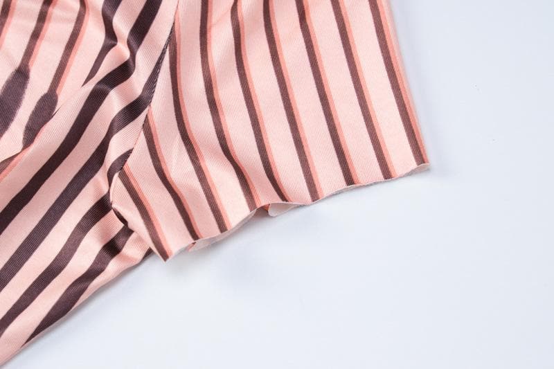 Optical Illusion Body Map Stripe Contrast Crew Neck Cap Sleeve Maxi Dress 6