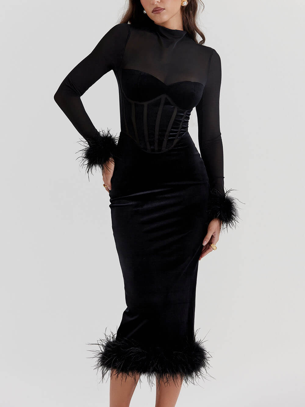 Velvet Scoop Neck Spaghetti Strap Bodycon Midi Dress