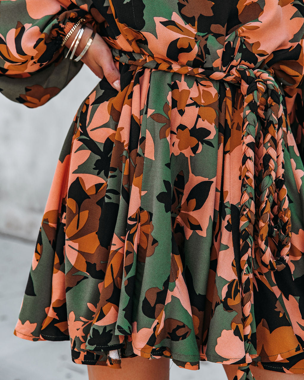 V Neck Self Tie Belt Tiered Ruffle Floral Maxi Dress 4