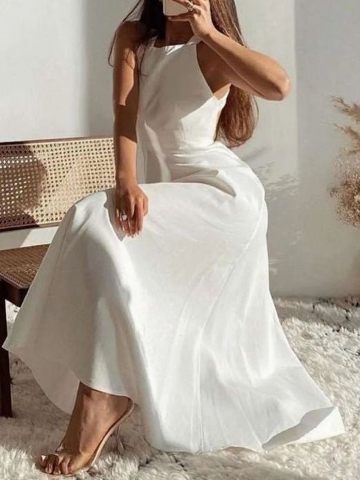 Halter Neck Sleeveless Fit and Flare A-Line Maxi Dress 3