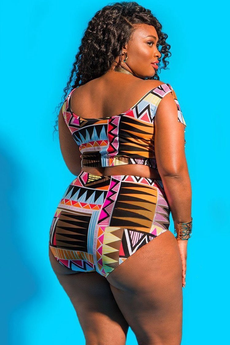 Plus Size Ethnic Geometry Printed Ruffle Bikini - Two Piece Swimsuit