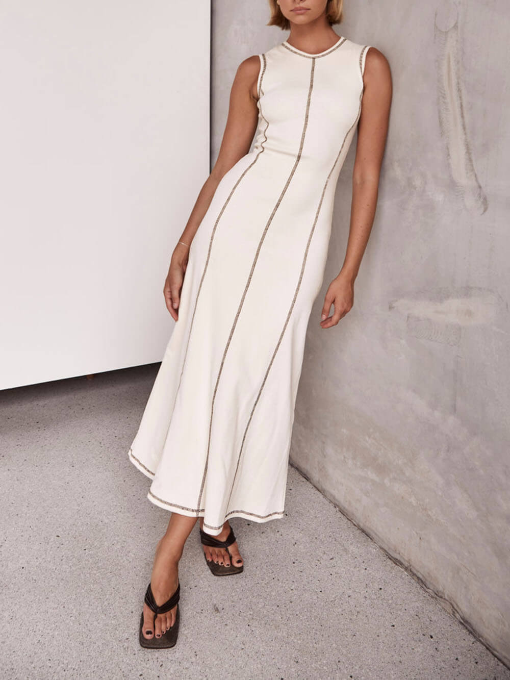 Contrast Topstitch Panel Sleeveless Column Maxi Dress 4