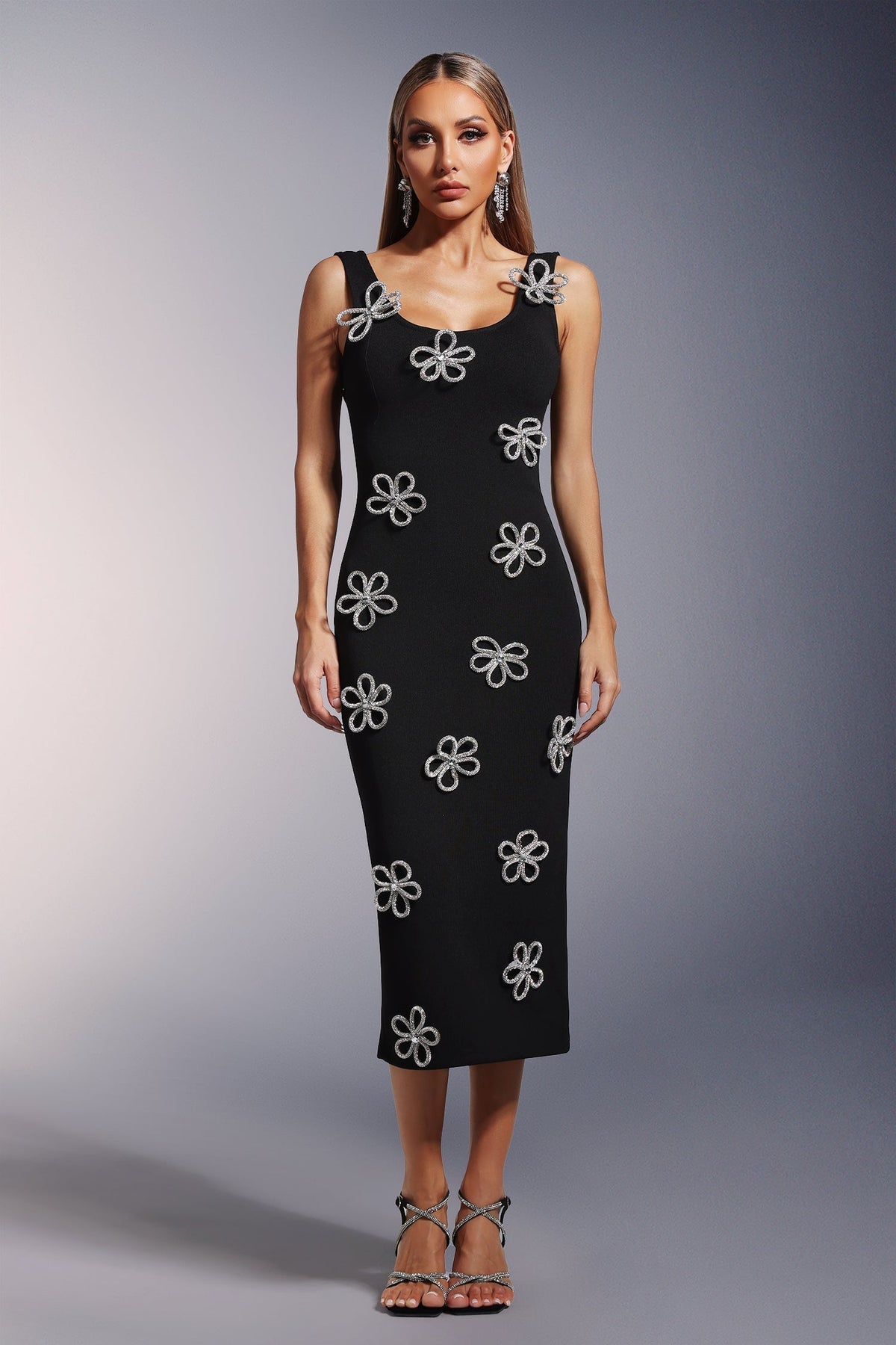 Scoop Neck Sleeveless Crystal Flower Applique Bandage Midi Dress