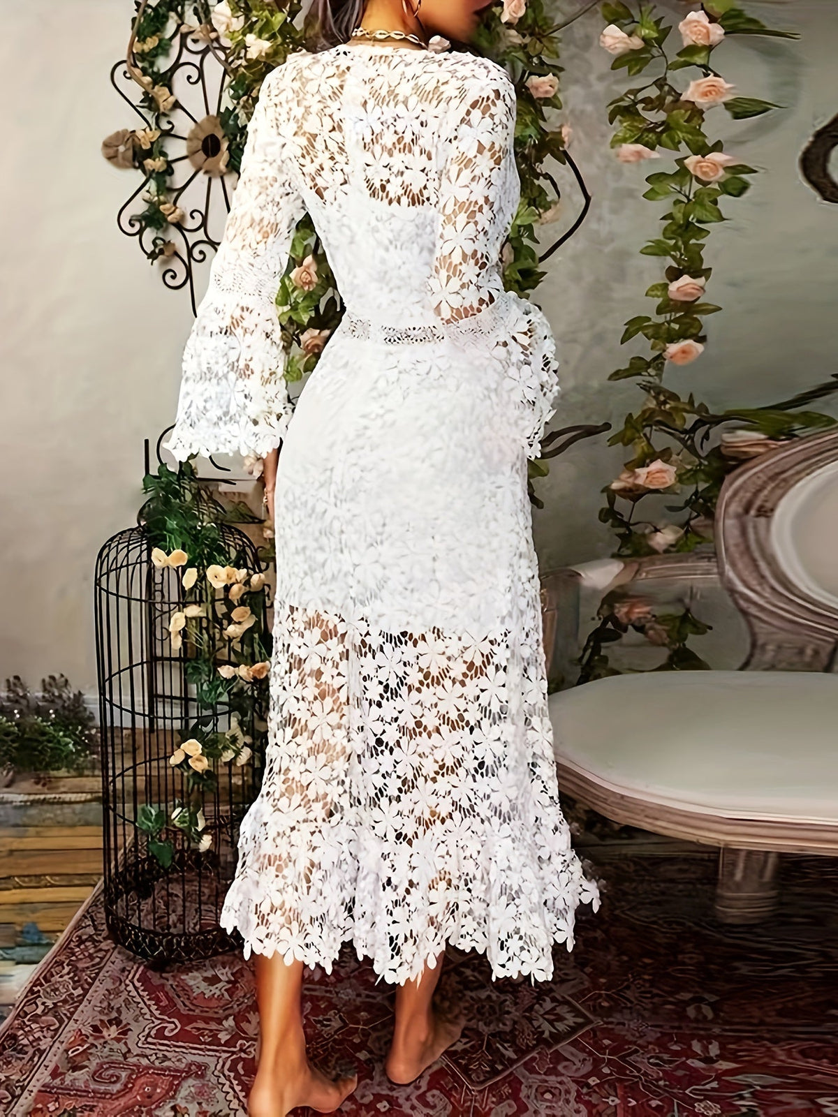 Floral Lace Bell Sleeve Scalloped Hem Mermaid Maxi Dress