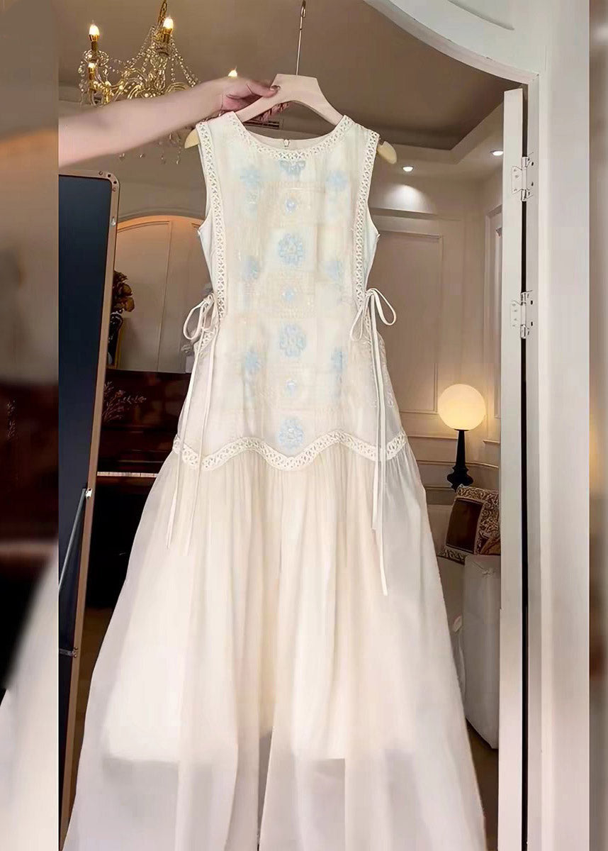 Round Neck Crochet Lace Trim Embroidered Bodice Side-Tie Tulle Maxi Dress 3