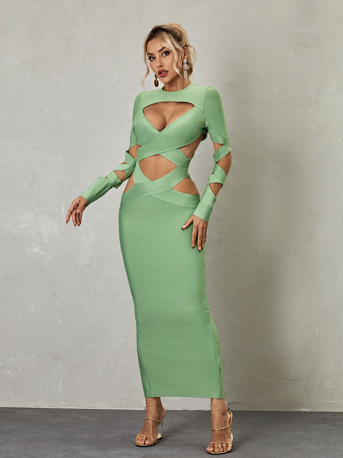 Round Neck Chest Cutout Criss Cross Bandage Maxi Dress 4