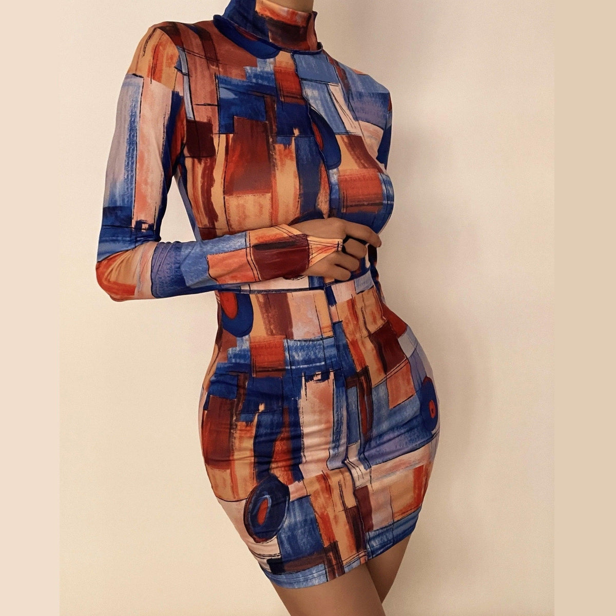 High Neck Thumbhole Sleeve Geometric Print Bodycon Mini Dress