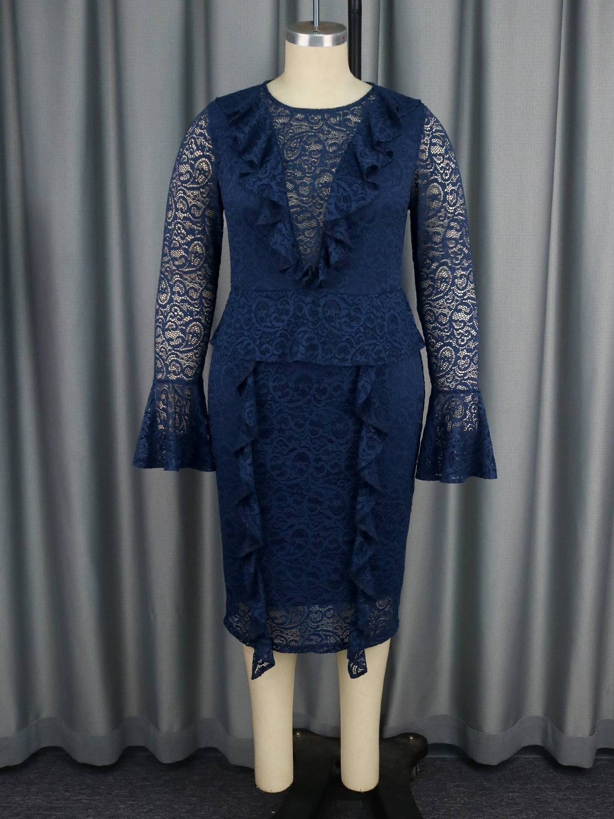 Floral Lace Bell Sleeve Peplum Top Pencil Skirt Two-Piece Set 3