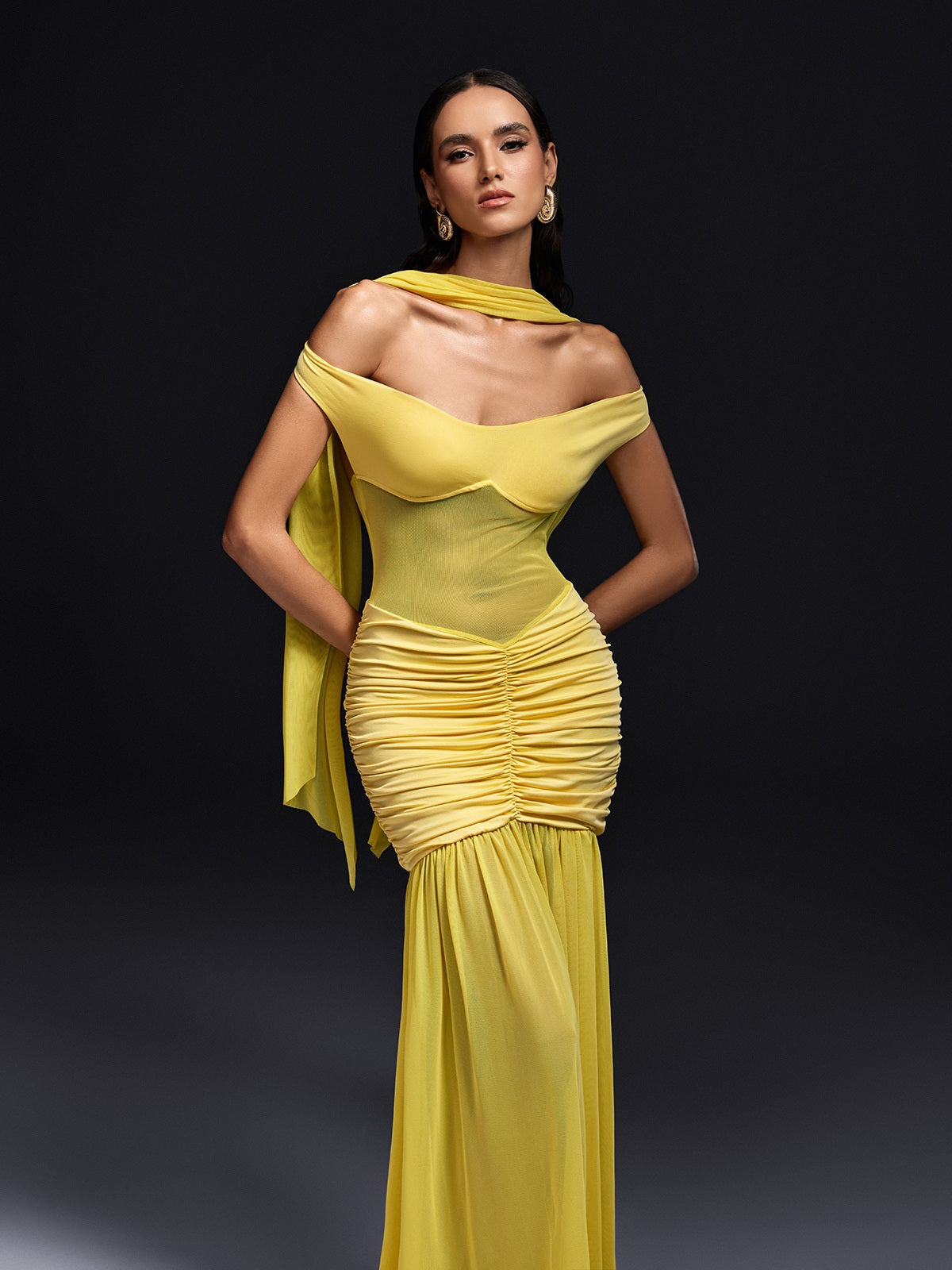 Off Shoulder Sweetheart Mesh Panel Ruched Scarf Maxi Dress 3
