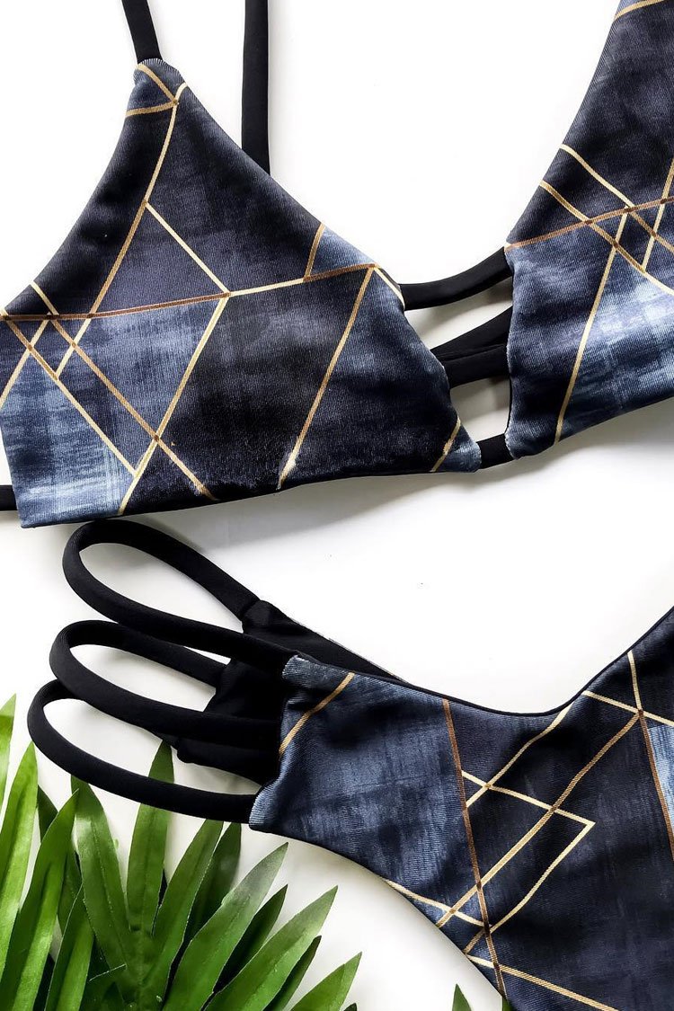Strappy Geometrical Printed Thong Bikini Swimsuit - Two Piece Set