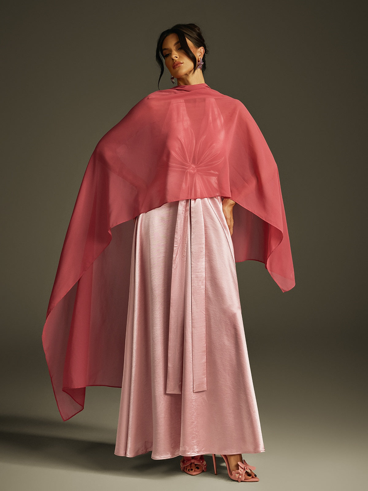 Sweetheart Neck Satin Box Pleat A Line Cape Shawl Overlay Backless Gown 3