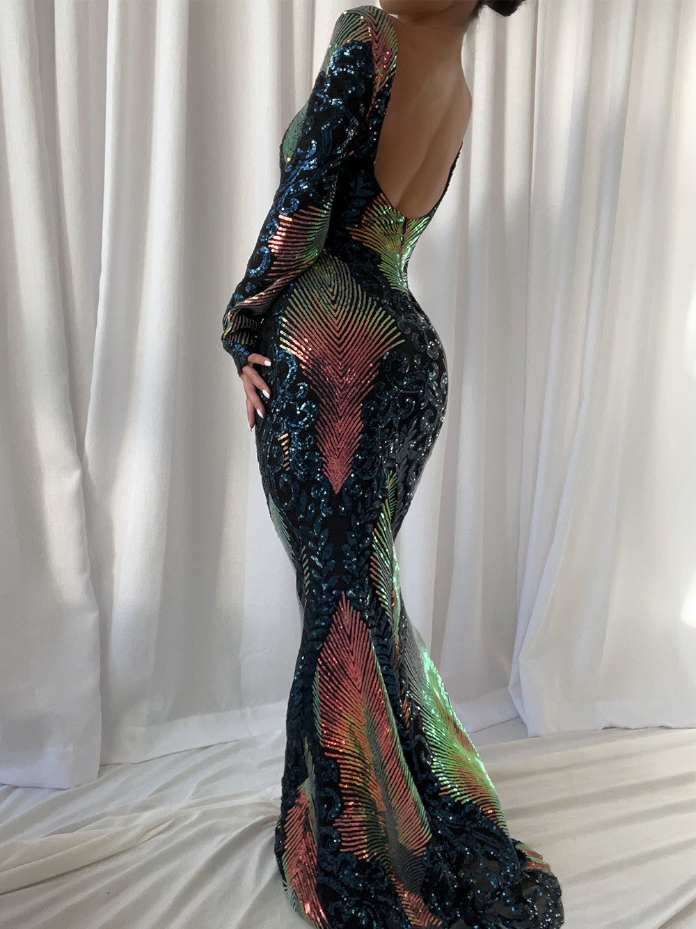 Crew Neck Long Sleeve Iridescent Sequin Fan Motif Bodycon Maxi Dress 2