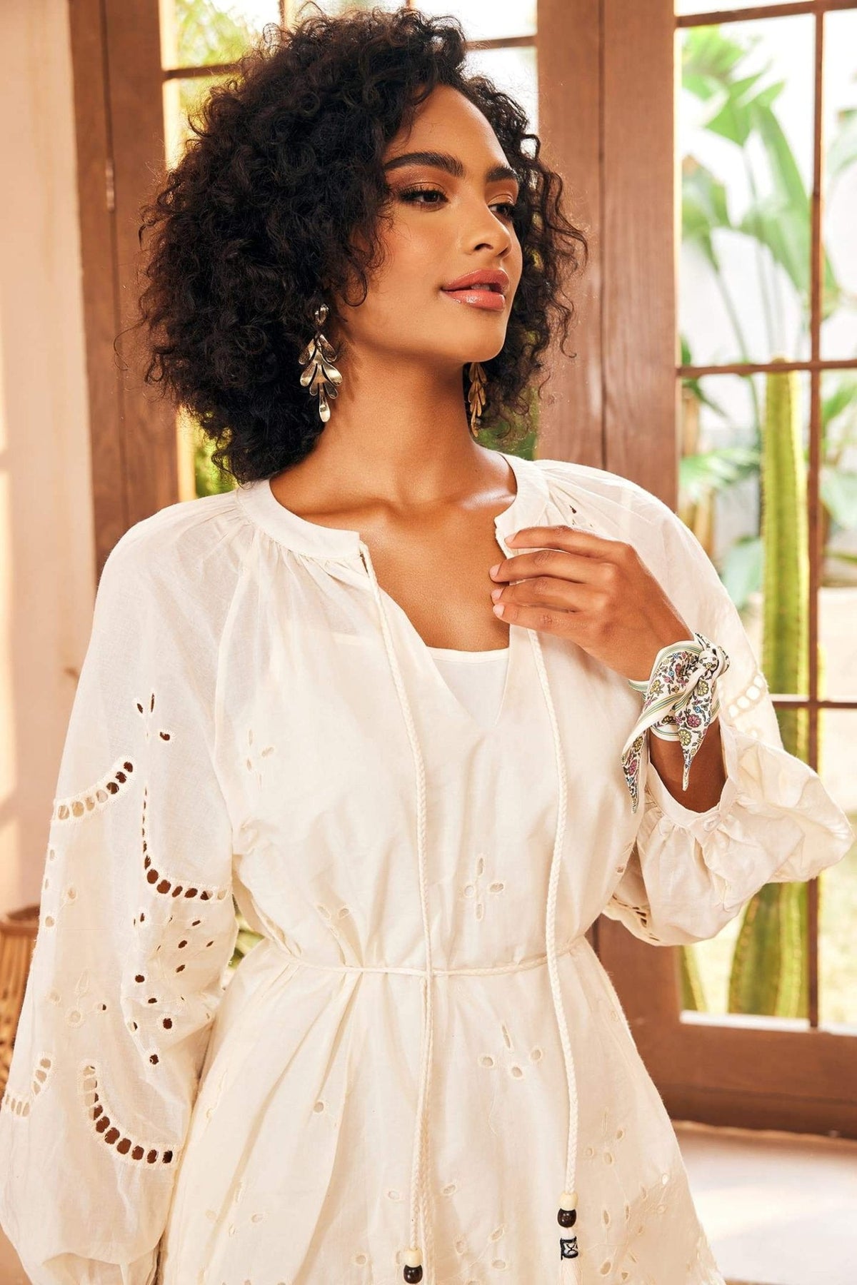 Eyelet Embroidery Tassel Tie Puff Sleeve Scalloped Hem Midi Dress 5