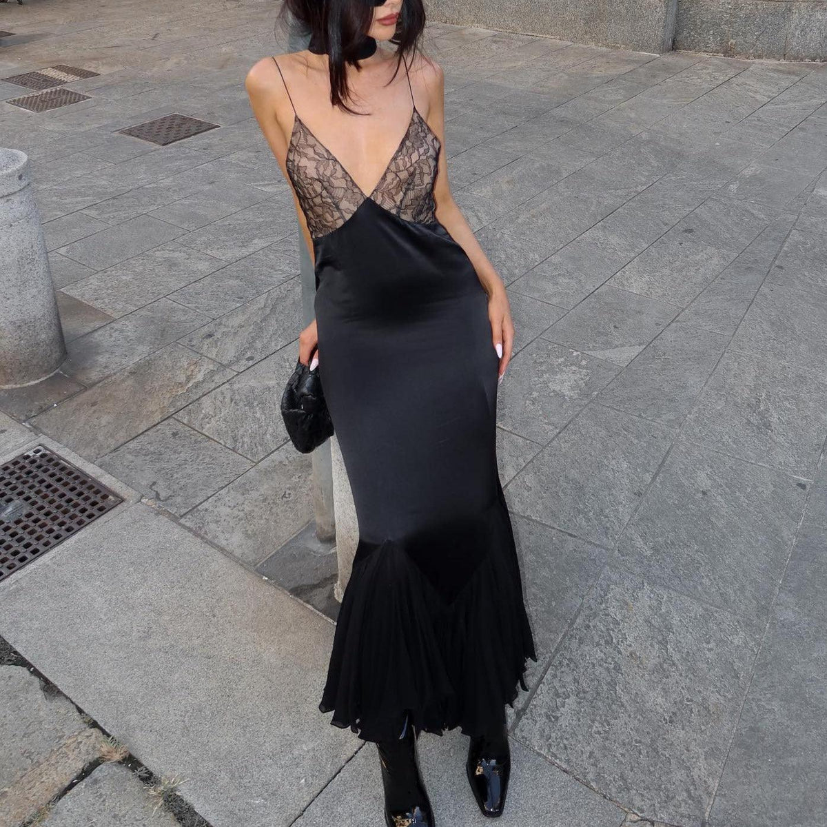 Sweetheart Lace Overlay Mermaid Hem Maxi Dress