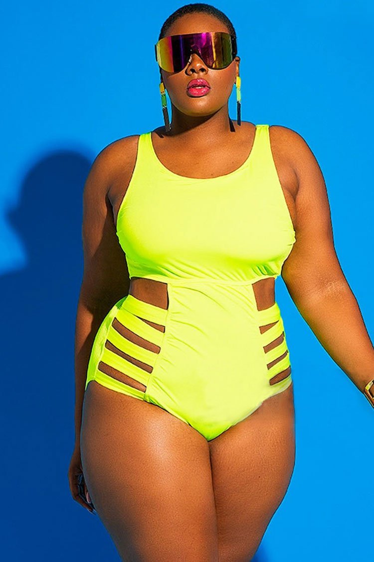 Plus Size Solid Strappy Cutout Monokini One Piece Swimsuit